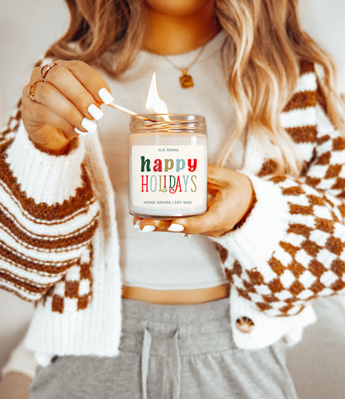Happy Holiday Candle – Festive Christmas Scent